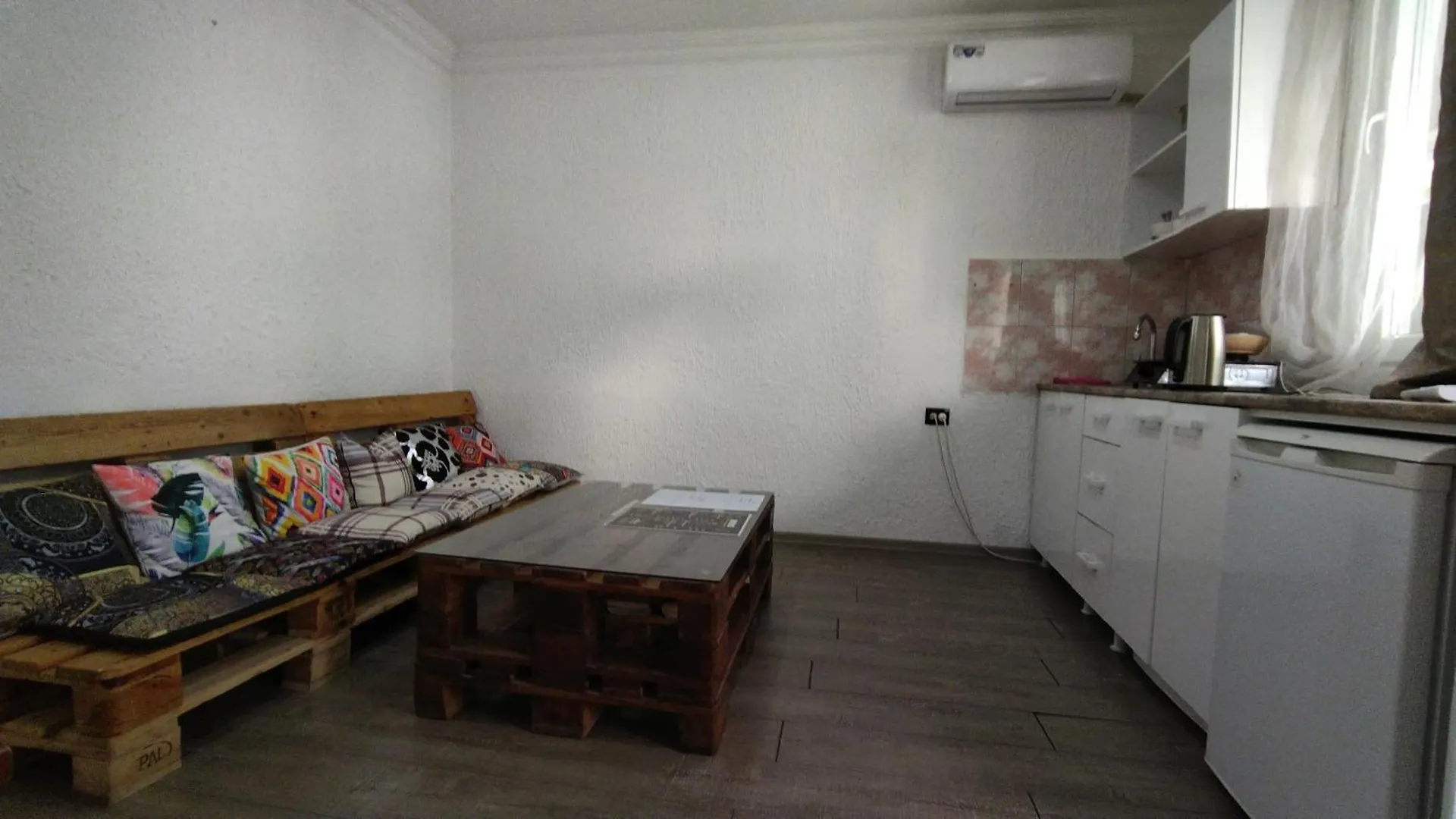 Apartment Shapatava Aparthotel Batumi Georgia