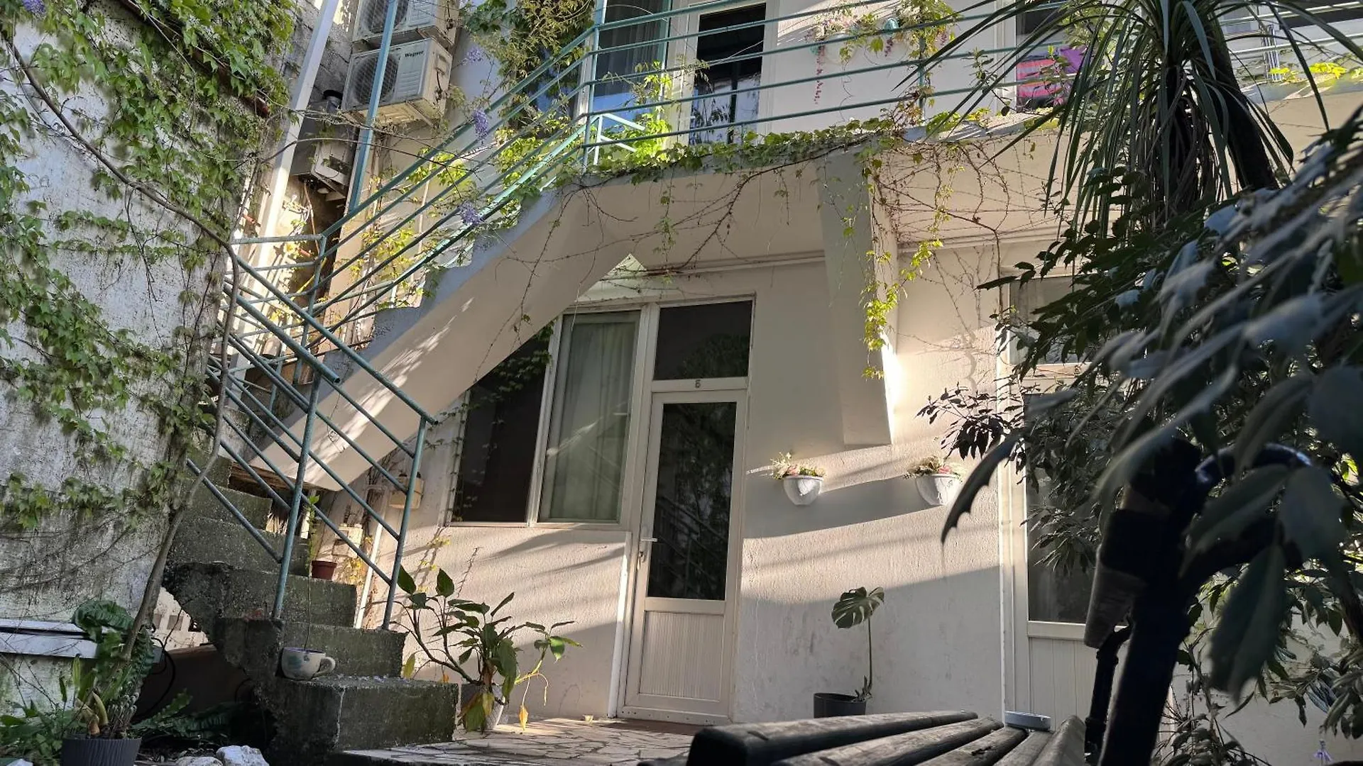 Shapatava Aparthotel Batumi